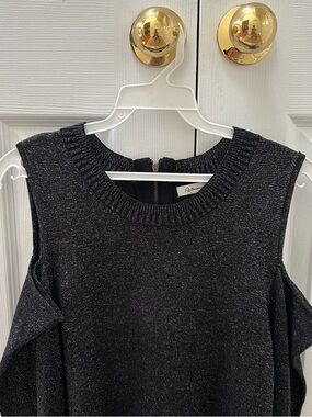 Reitmans Black Shimmer Knit Top